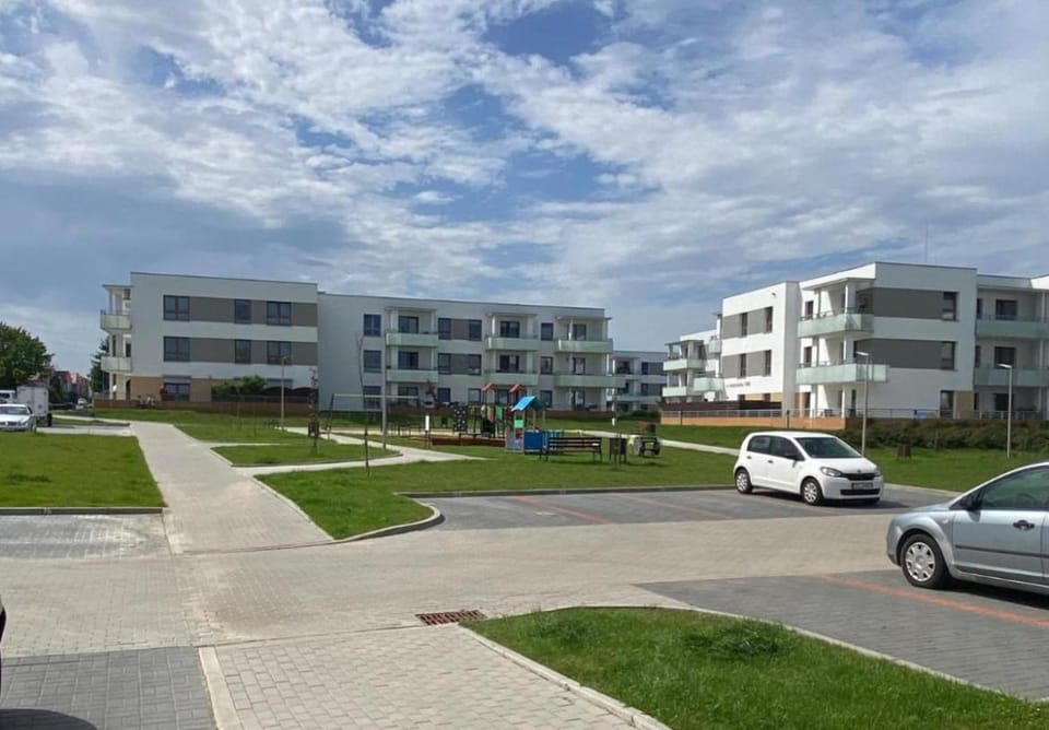 Sunny Franciszkanska Nowy apartament 4os 2 min z S6 Apartment in West Pomeranian Voivodeship, Poland