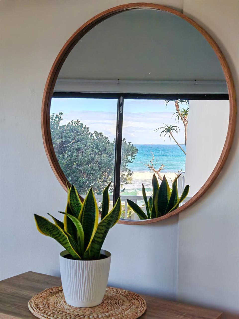 Ocean Lighthouse - 2 Adults & 3 Kids - Umdloti Apartment in KwaZulu-Natal