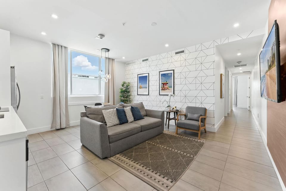 Modern South Beach 2 Bedroom Gem Apartment in Flamingo Lummus