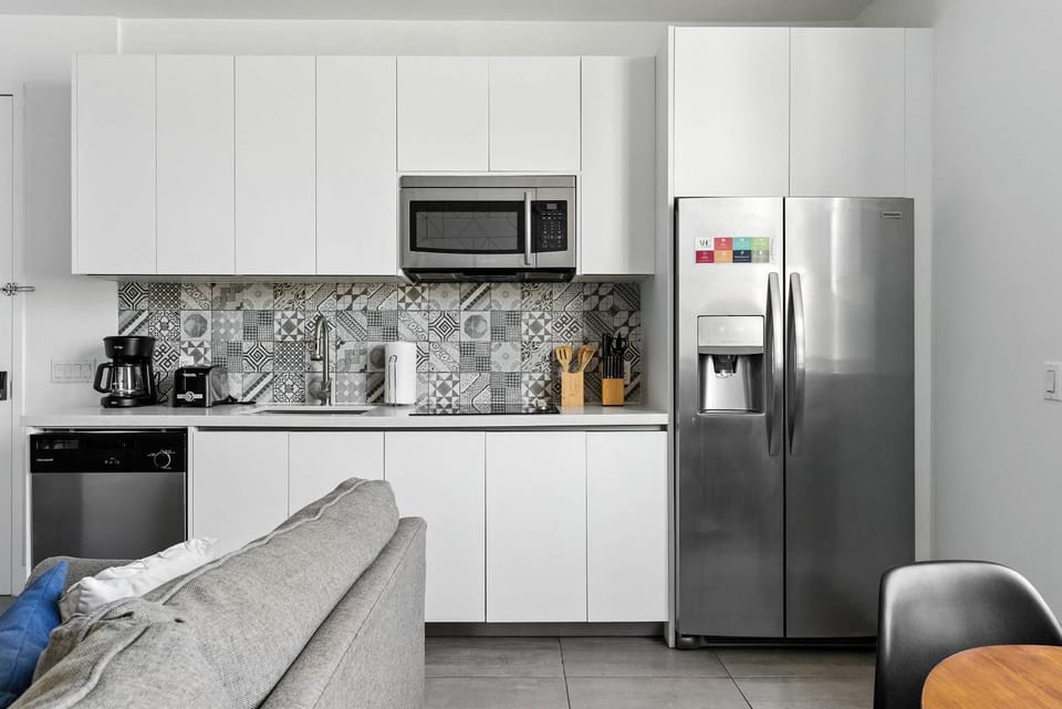 Modern South Beach 2 Bedroom Gem Apartment in Flamingo Lummus