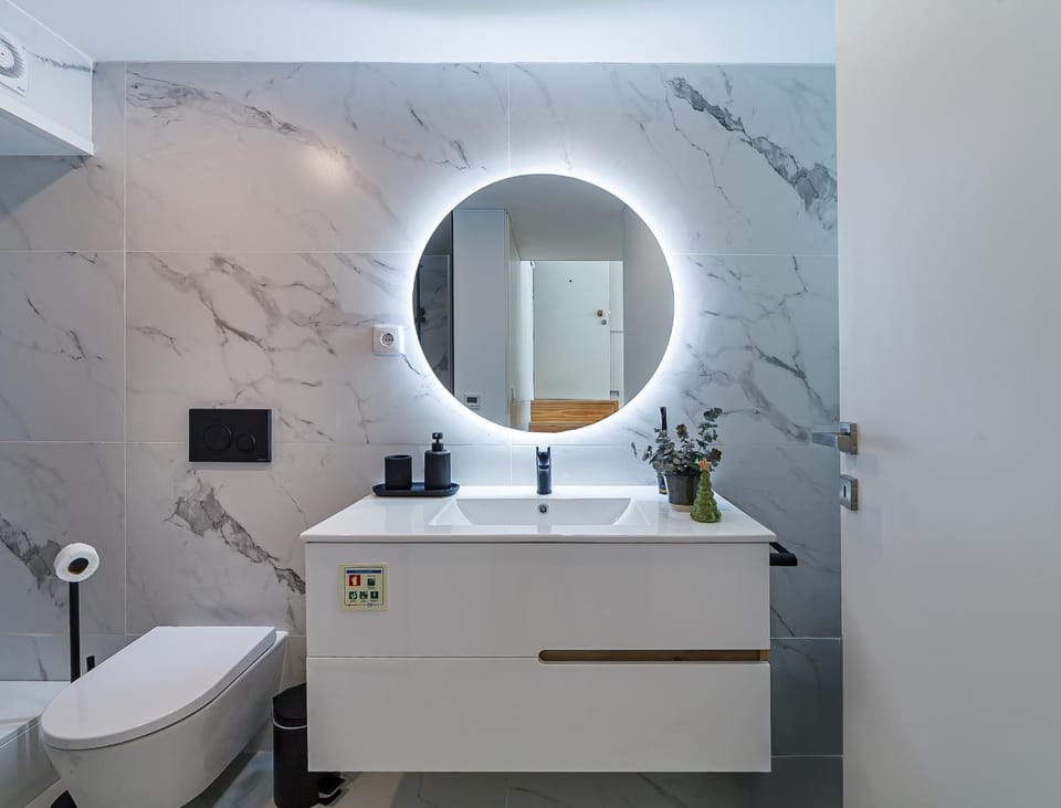 Toilet, Bathroom