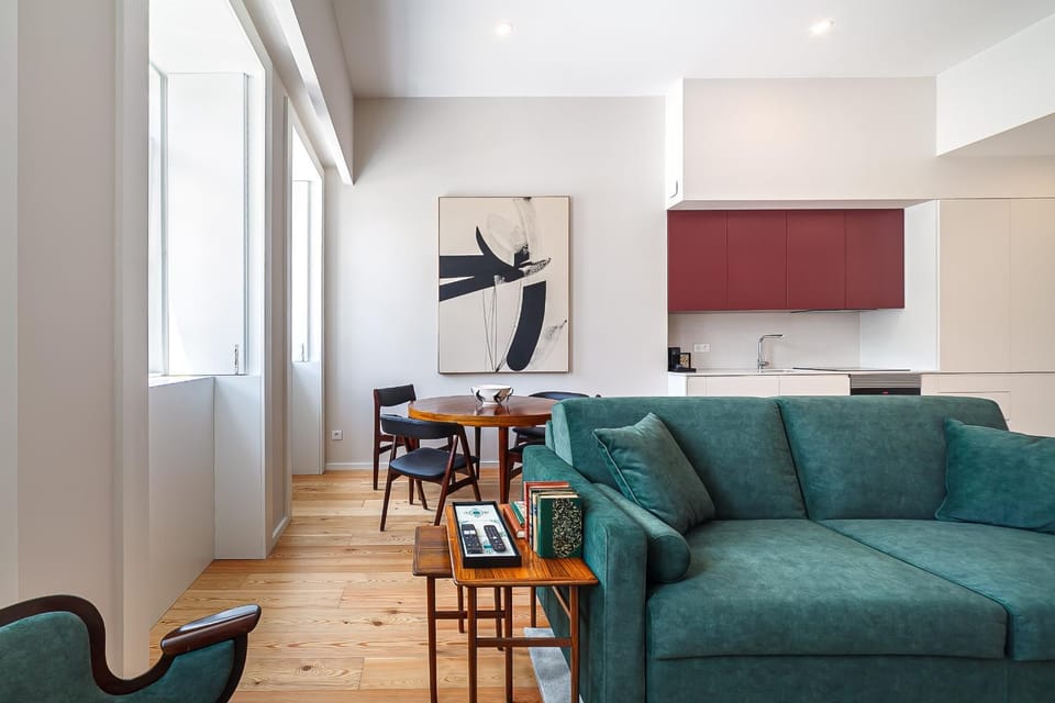 Kitchen or kitchenette, Living room, Seating area