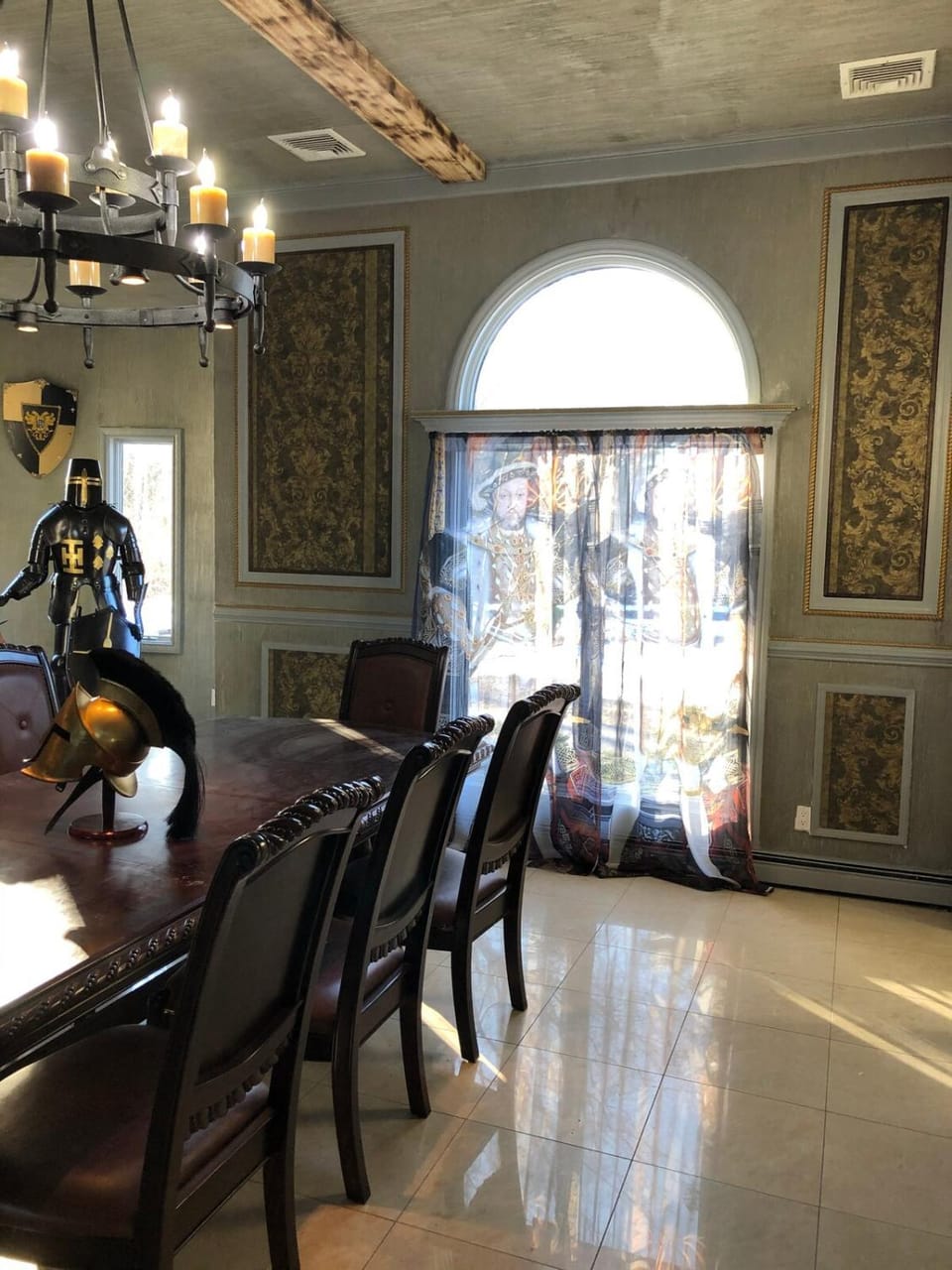 Hawkins Castle Villa in Brookhaven