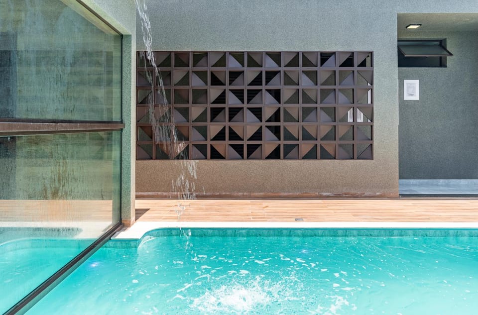 Pool view, Swimming pool