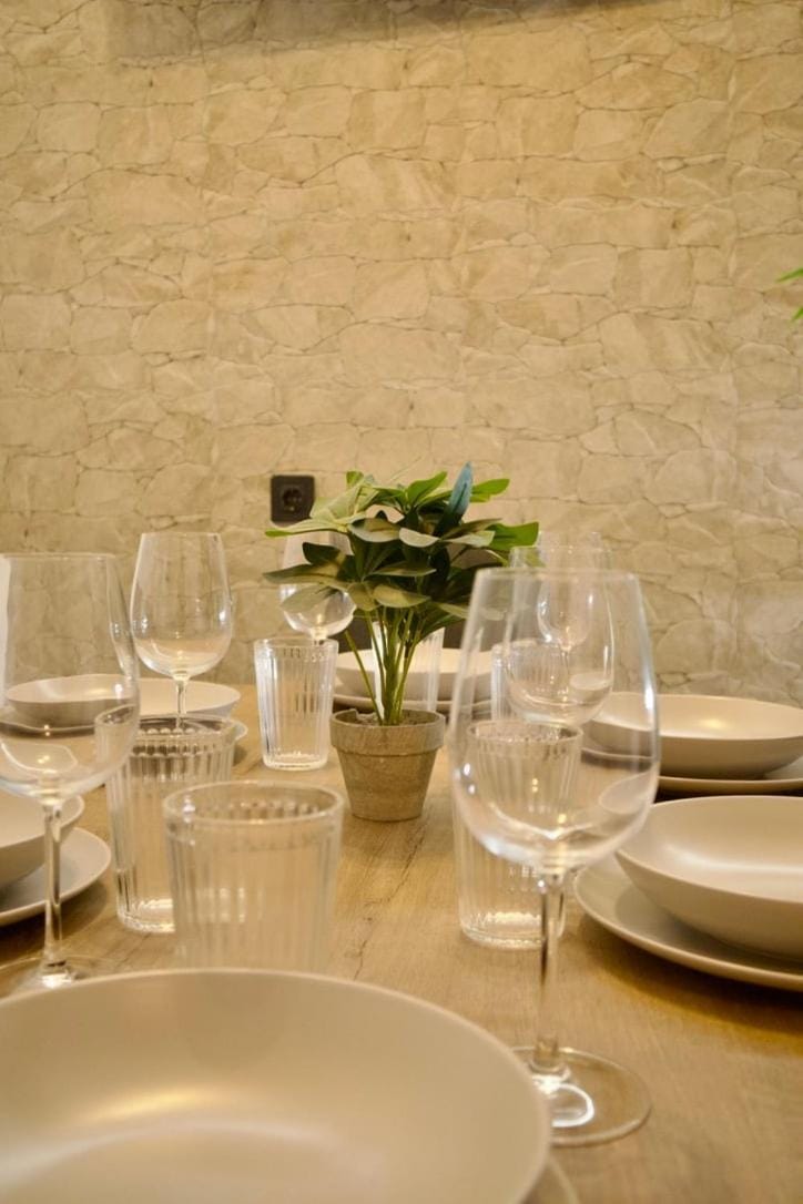 Modern Flat 6 pax Las Canteras Apartment in Las Palmas de Gran Canaria