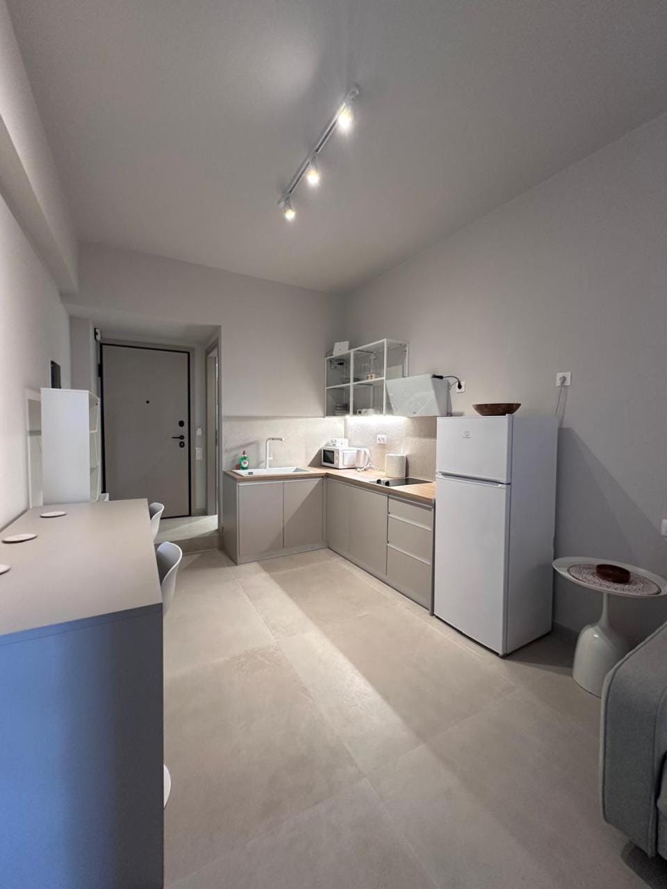 85 Urban Suites Apartment in Athens