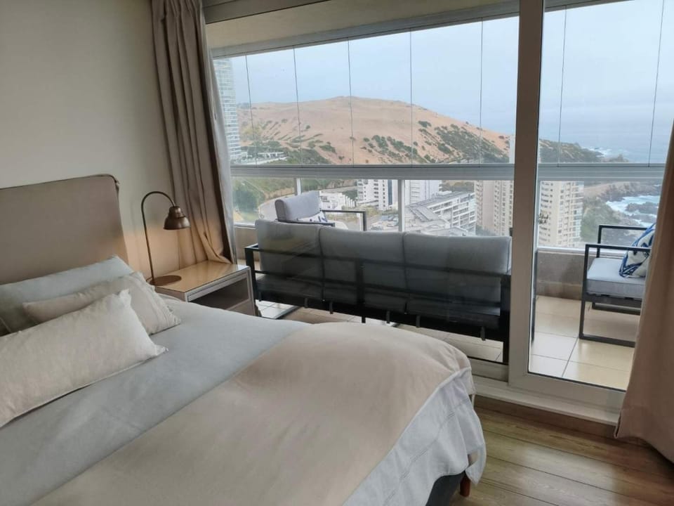 Coastal 4 Bedroom for 7 Near Concon Beach Apartment in Santiago Metropolitan Region