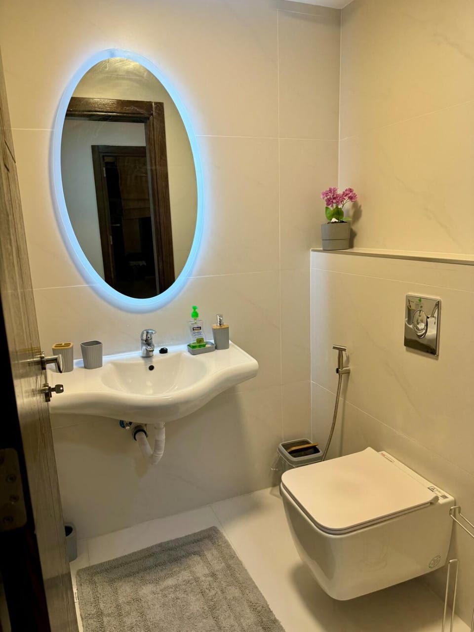 Loom & Light In the best location in Abdoun Amman Apartment in Africa