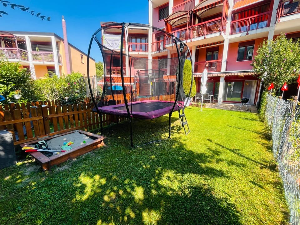 Garden, Garden view