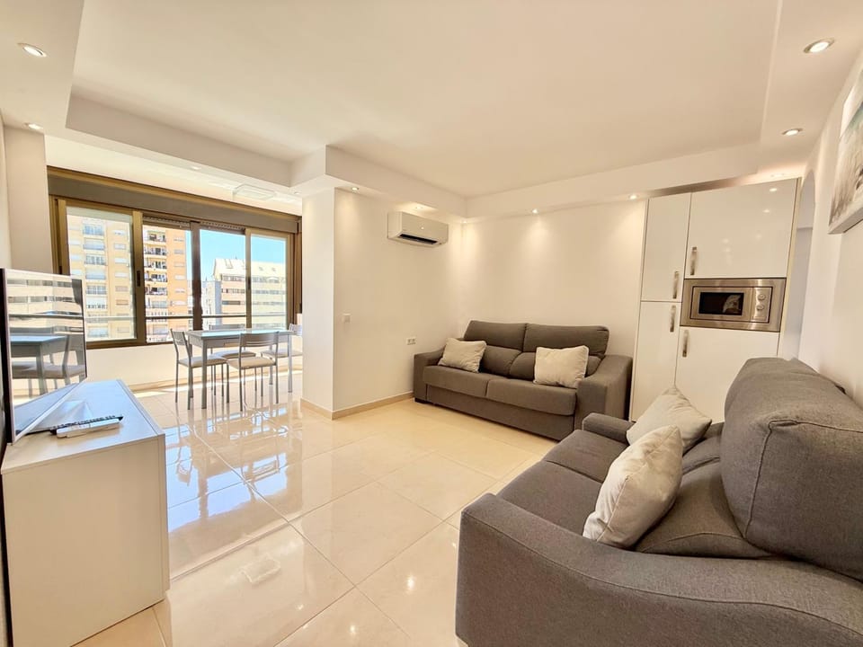 Living room, Dining area, air conditioner