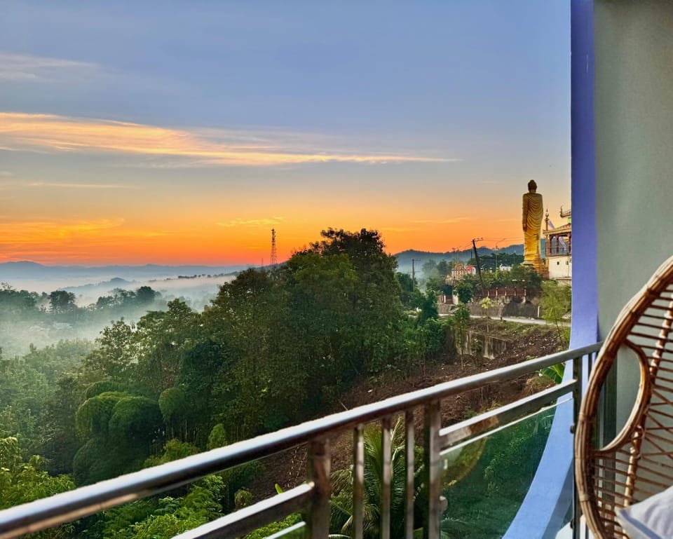 Cloudy Inn Resort Hotel in Bangladesh