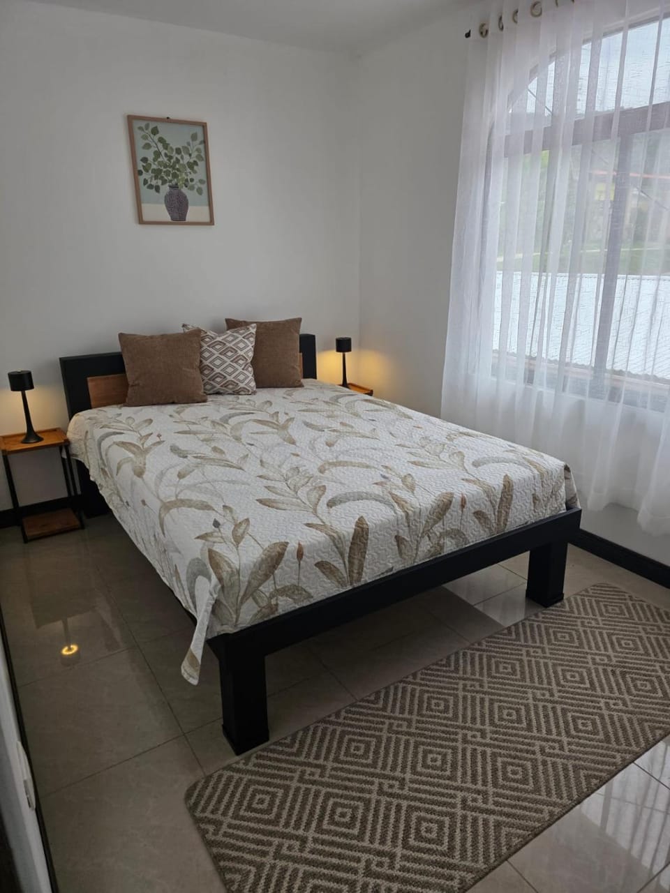 Photo of the whole room
