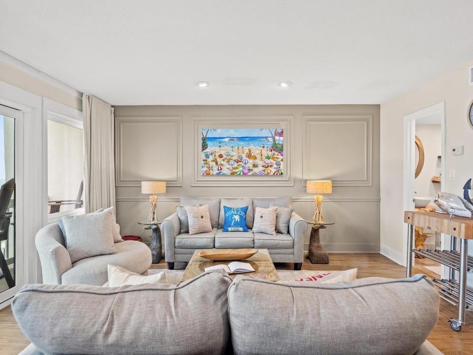 Living room, Seating area, furniture