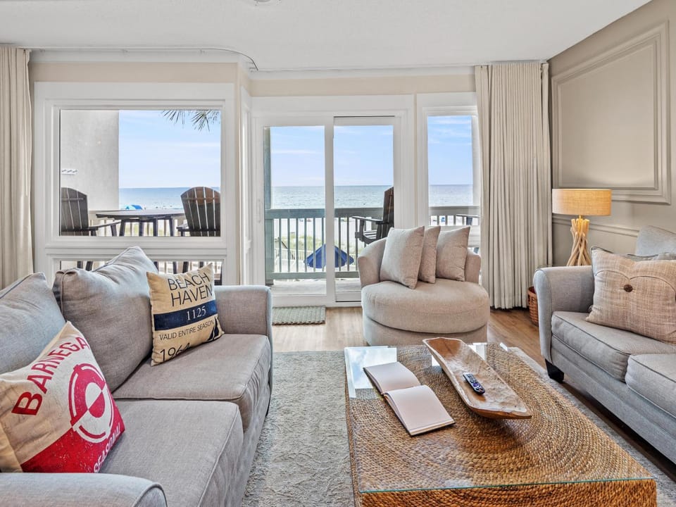 Balcony/Terrace, Living room, Seating area, Sea view, furniture