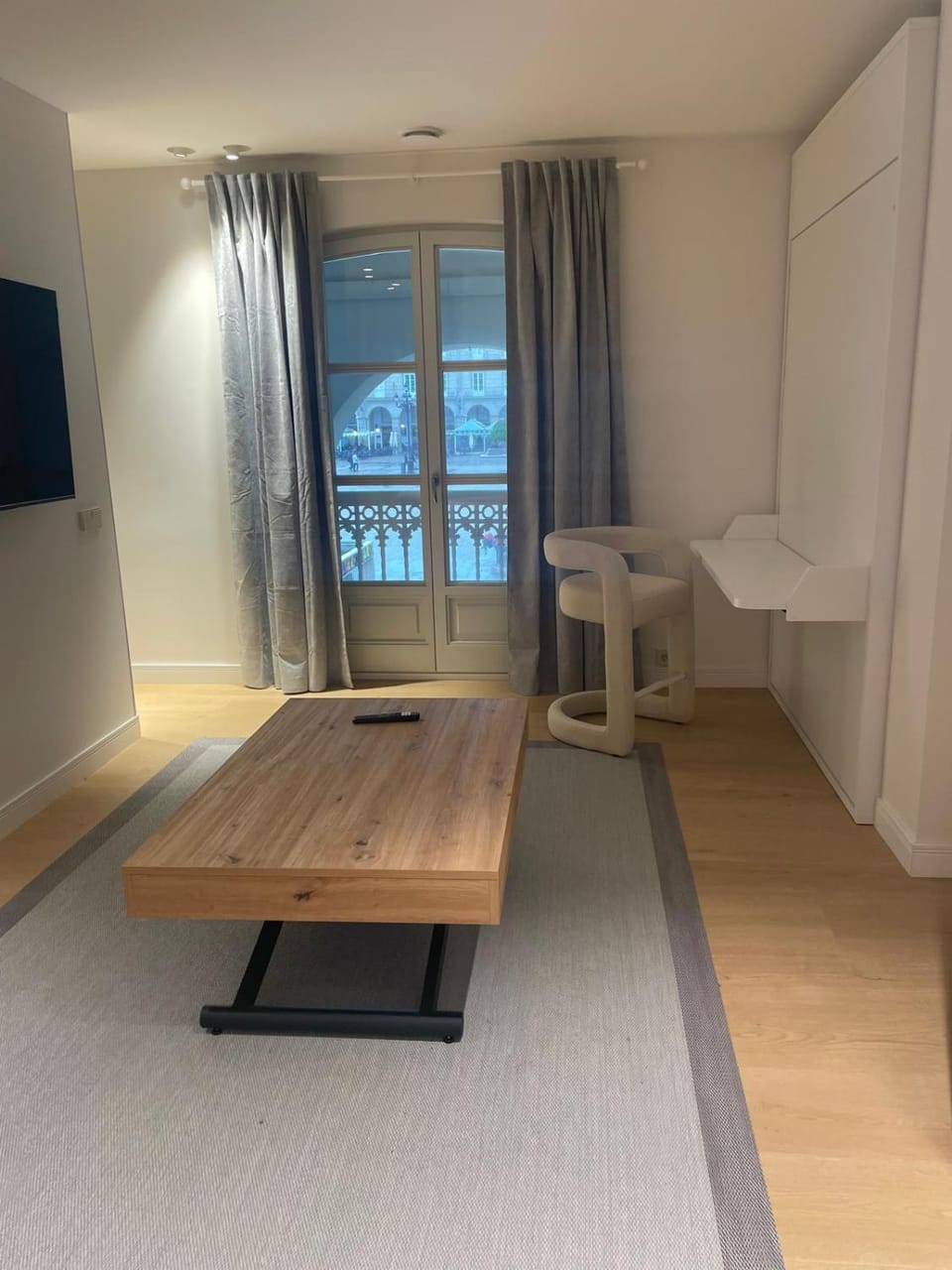 Plaza Maria Pita Center Apartment in A Coruna