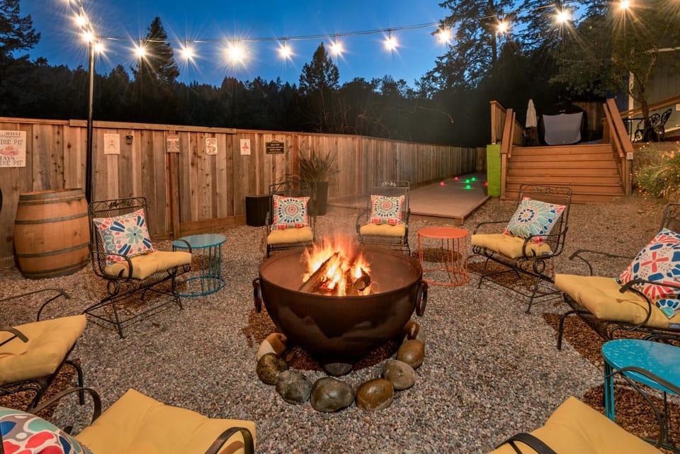 BBQ facilities, Seating area