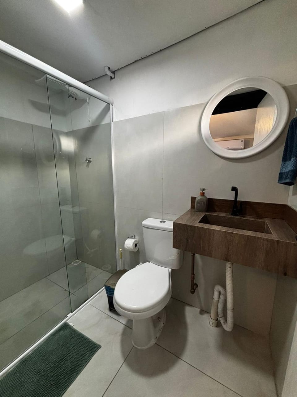 Shower, Toilet, Bathroom
