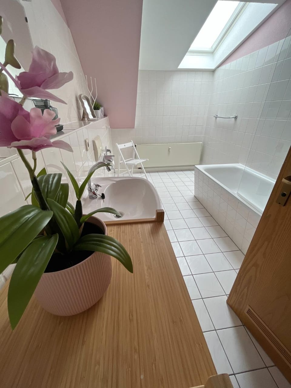 Shower, Toilet, Bathroom, Bath