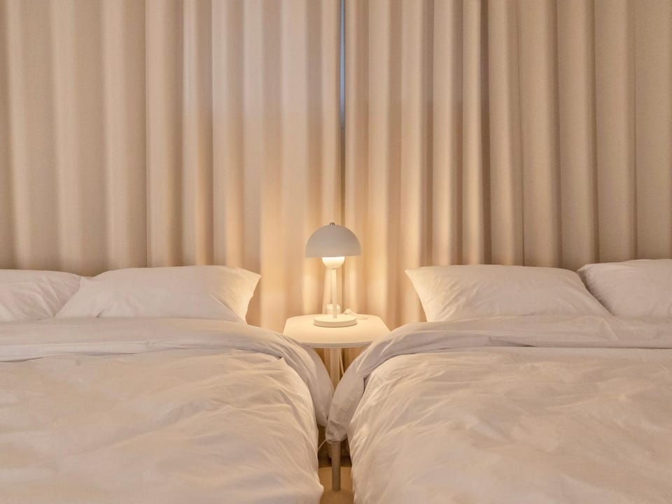 Home Away From Home Mangwon101 Bed and Breakfast in Seoul