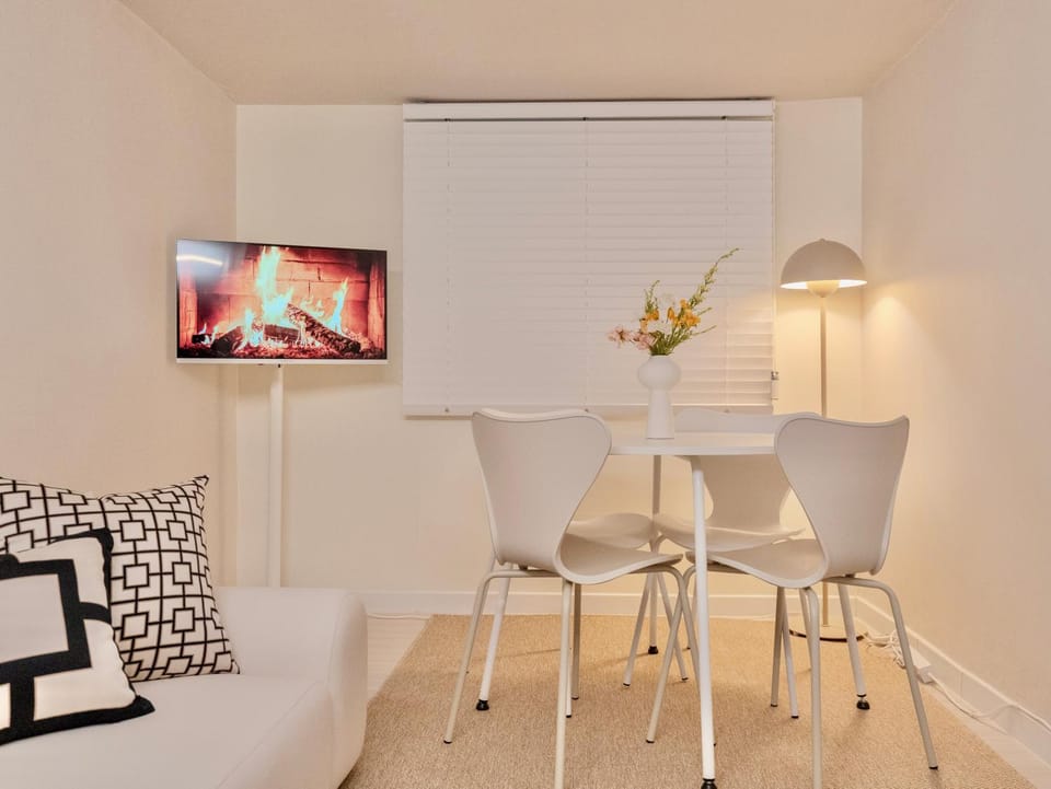 Home Away From Home Mangwon101 Bed and Breakfast in Seoul