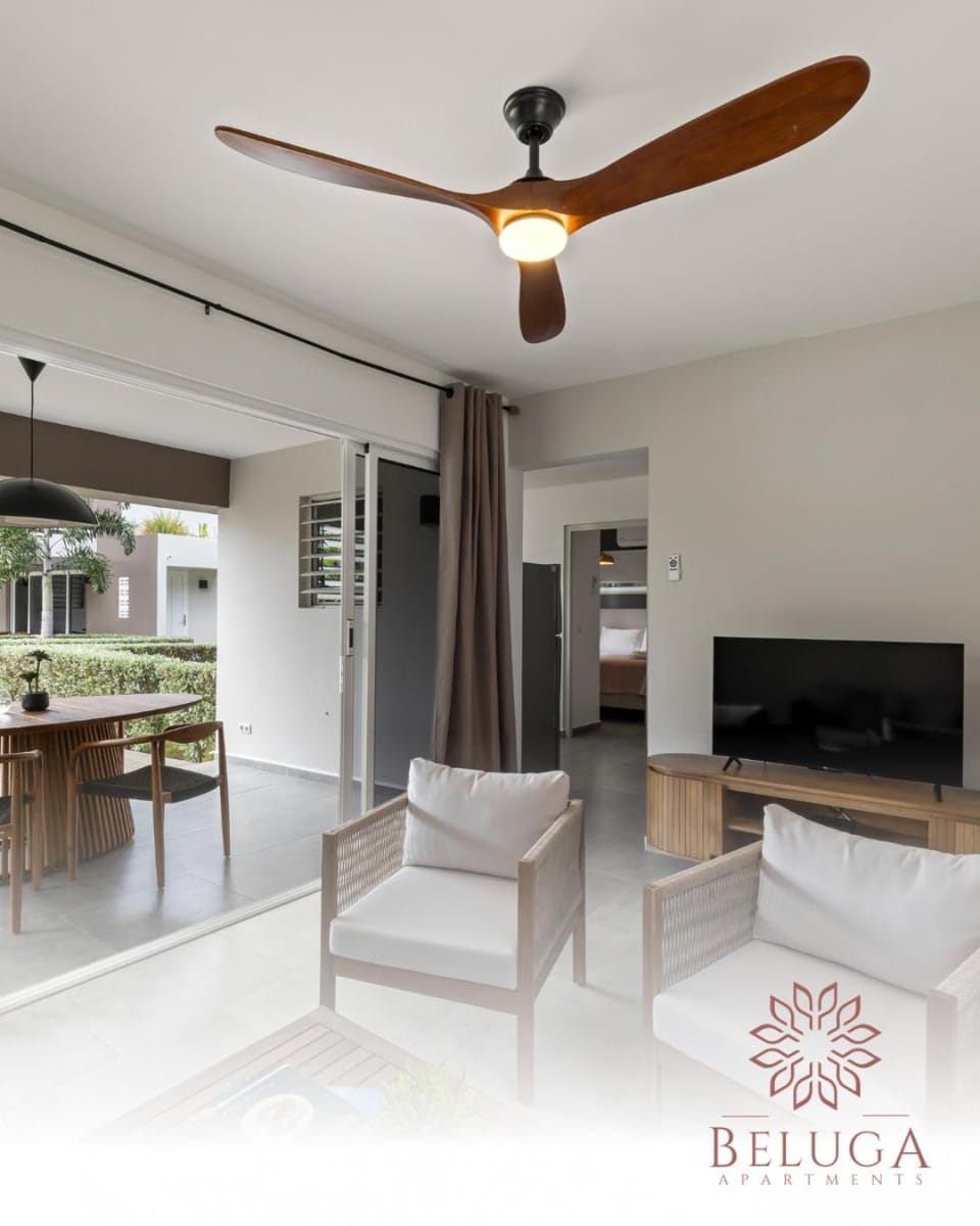 Patio, Day, Natural landscape, TV and multimedia, View (from property/room), Living room, Seating area, Dining area