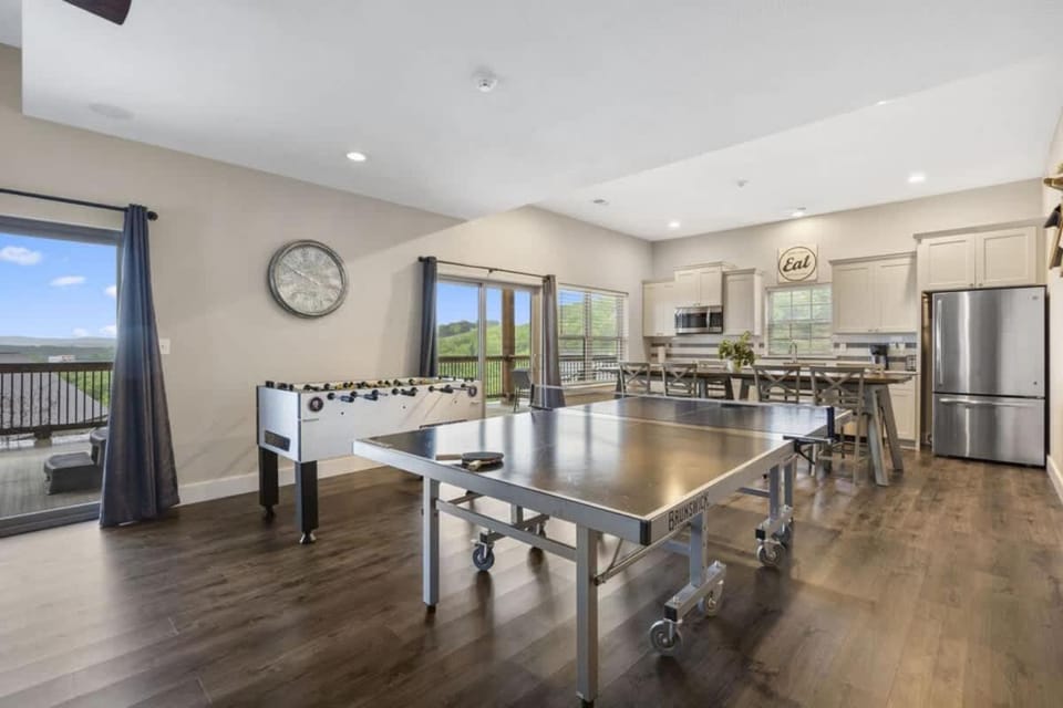 Stillwater - Sleeps 26 - Lake View - Indoor Pool House in Branson