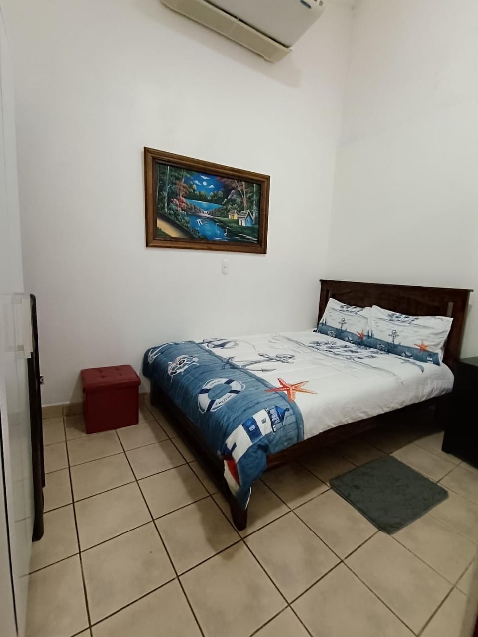 Bed, Photo of the whole room, Bedroom, air conditioner