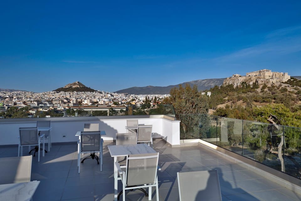 Natural landscape, Balcony/Terrace, City view