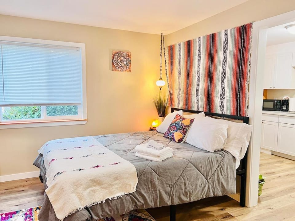 Los Dos- Talavera and Sandia Apartment in Salem
