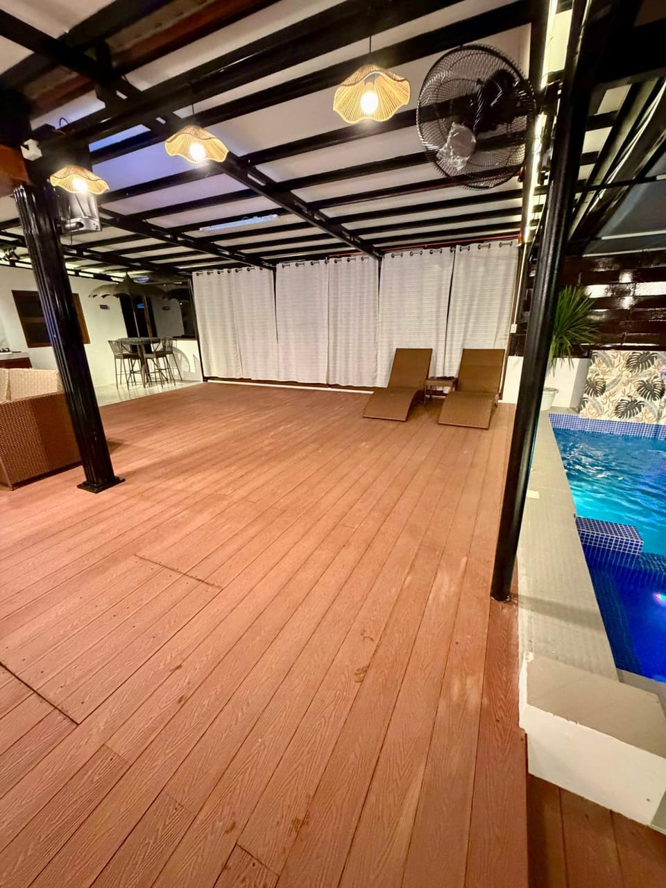 Pool view, Swimming pool