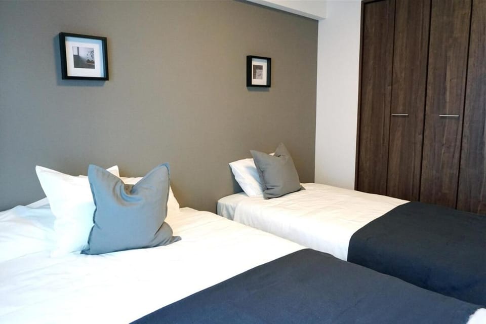 クールでおしゃれ 駅徒歩1分 1 min walk from Station 30 minutes to Ghibli Park Apartment in Nagoya