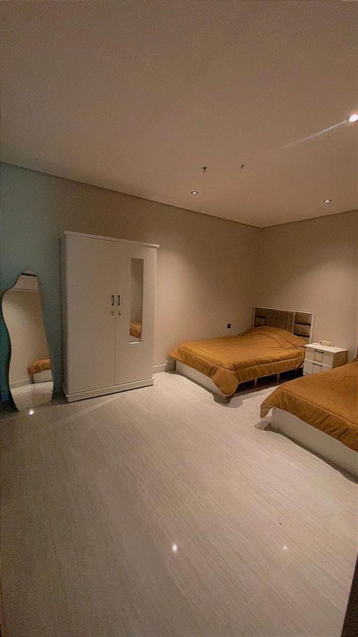 شقة فاخرة في عمارة راقية على البحر Apartment in Al Khobar