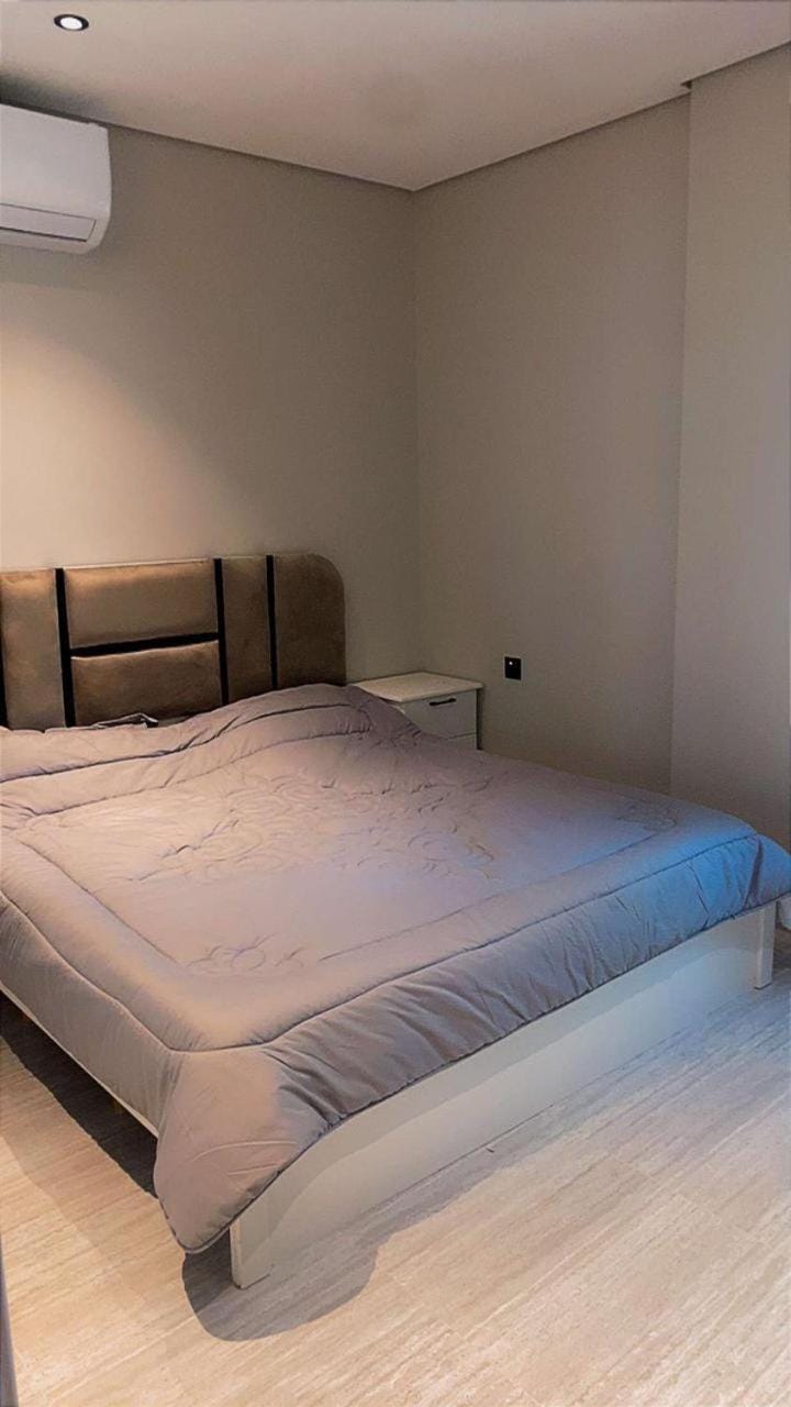 شقة فاخرة في عمارة راقية على البحر Apartment in Al Khobar