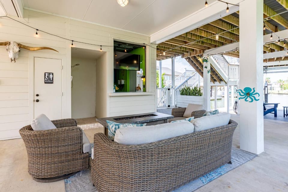 Shower, Toilet, Activities, Fishing