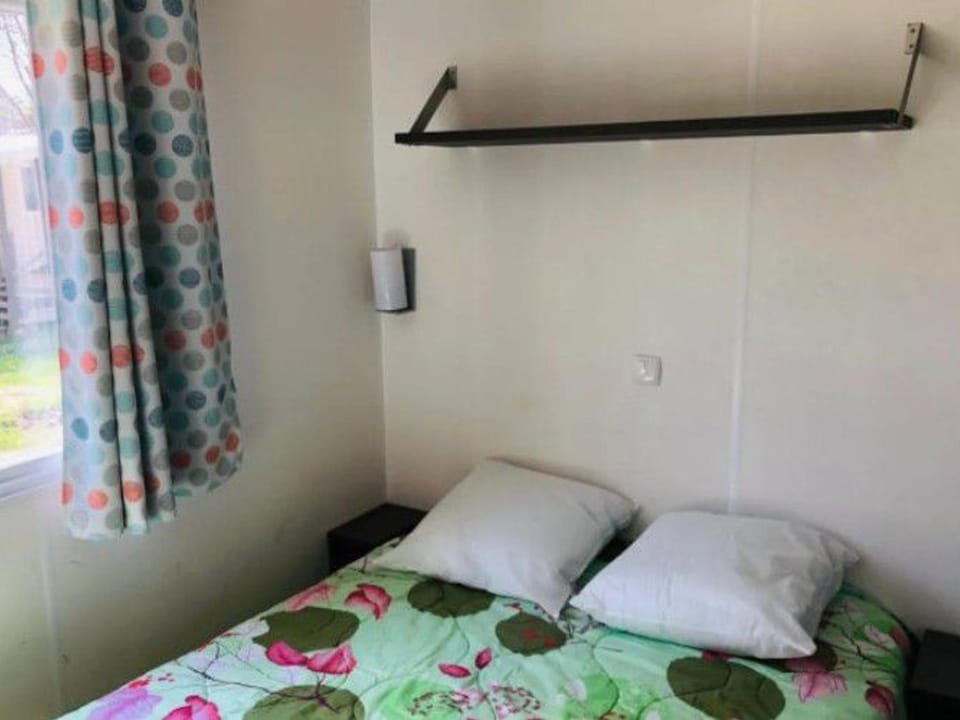 Mobil home avec terrasse pour 6 personnes - API-1-52-397 Campground/ 
RV Resort in Occitanie