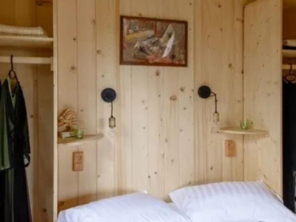Chalet 30m² avec Terrasse et Coffre-fort - API-1-52-557 Campground/ 
RV Resort in Nouvelle-Aquitaine