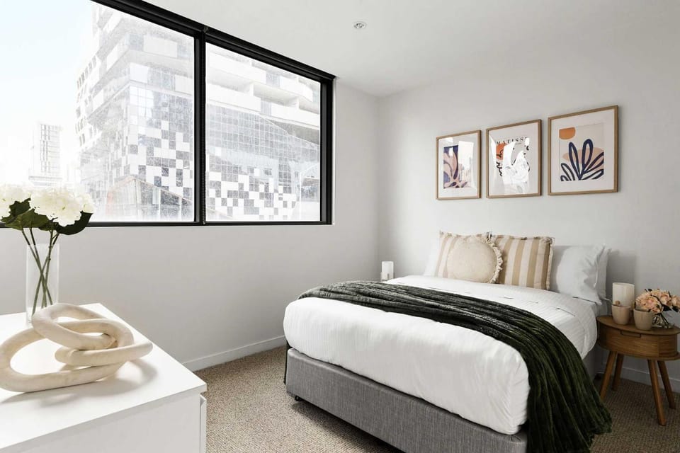 A Plush 2BR Apt Next to Southern Cross Station Apartment in Melbourne