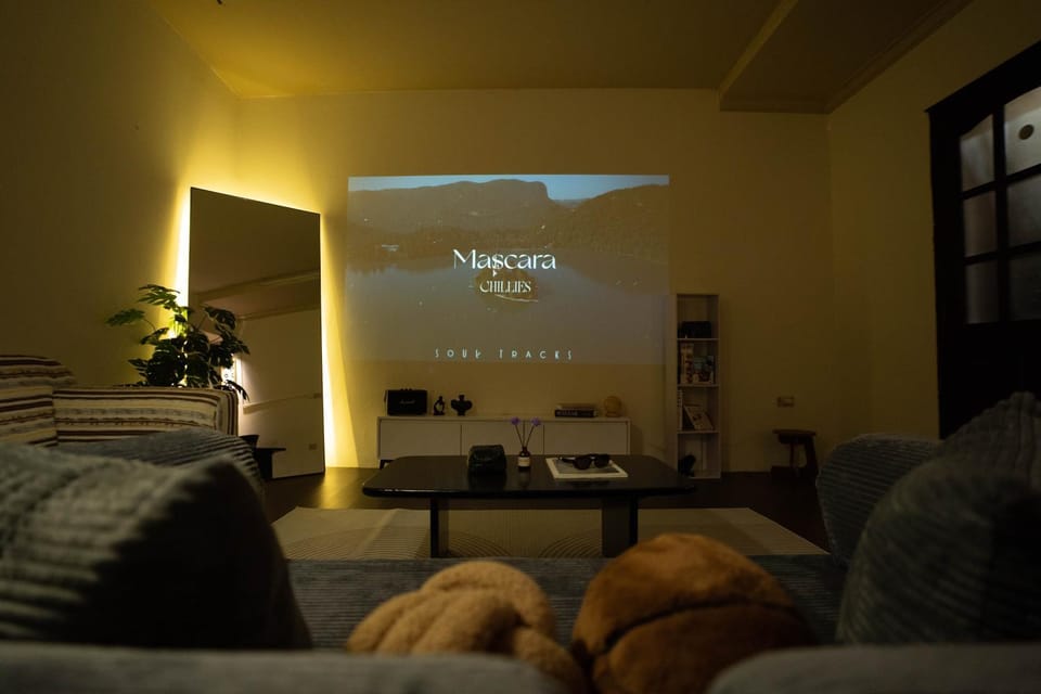 Communal lounge/ TV room, Evening entertainment