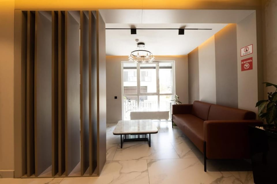 В центре города с собственной терассой Apartment in Almaty