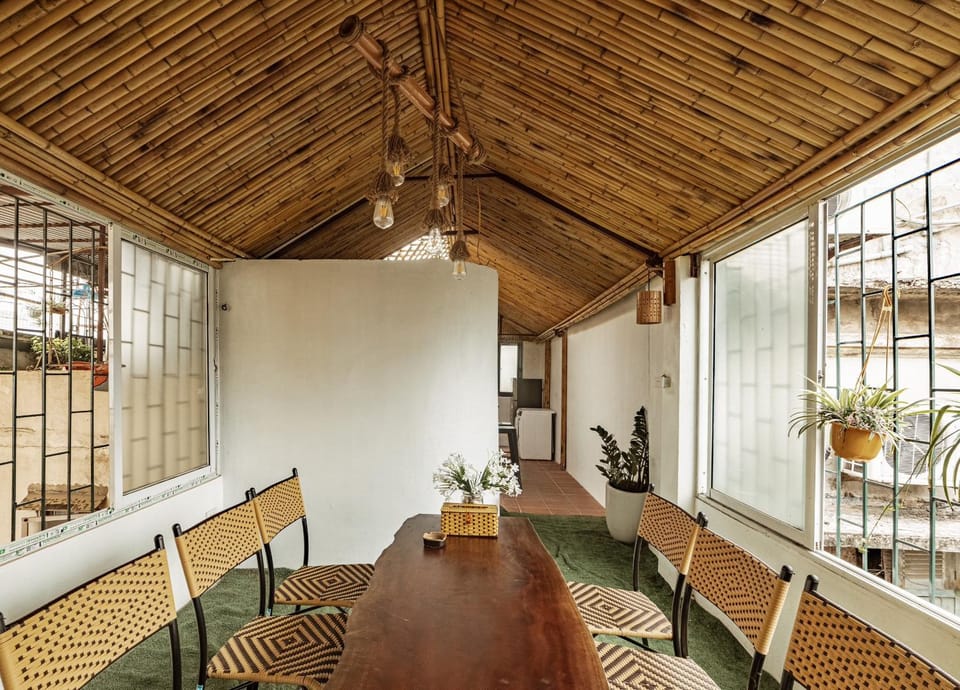 Hidden Gem Home 1 42 Hàng đào , Hà Nội Vacation rental in Hanoi