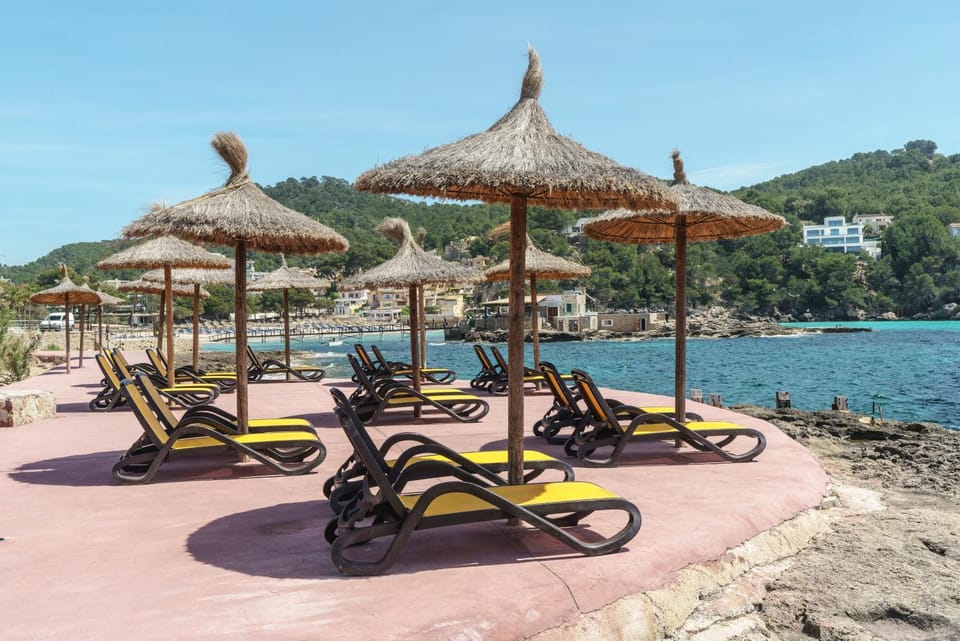 Natural landscape, Beach, Mountain view, Sea view, sunbed, VIP