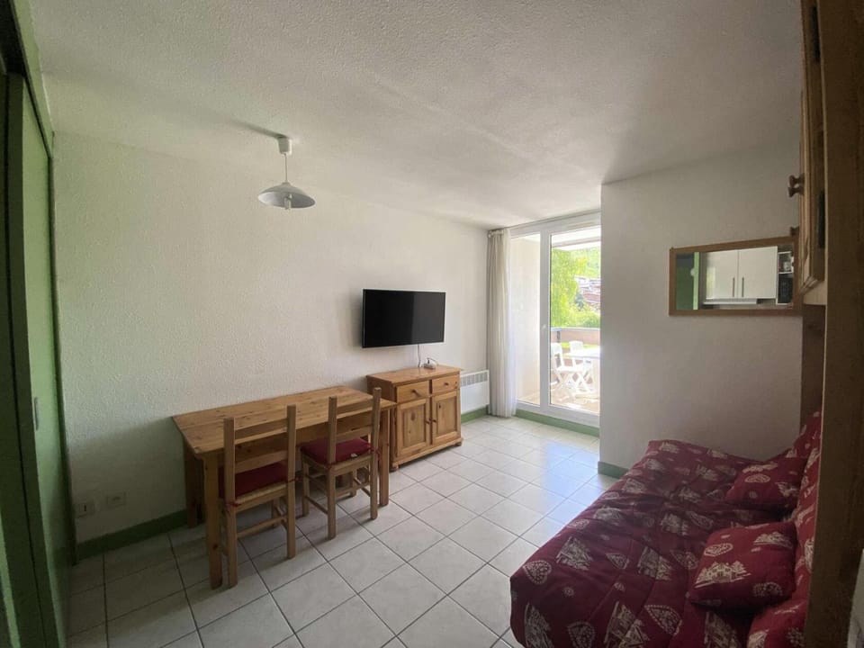 Bed, kitchen