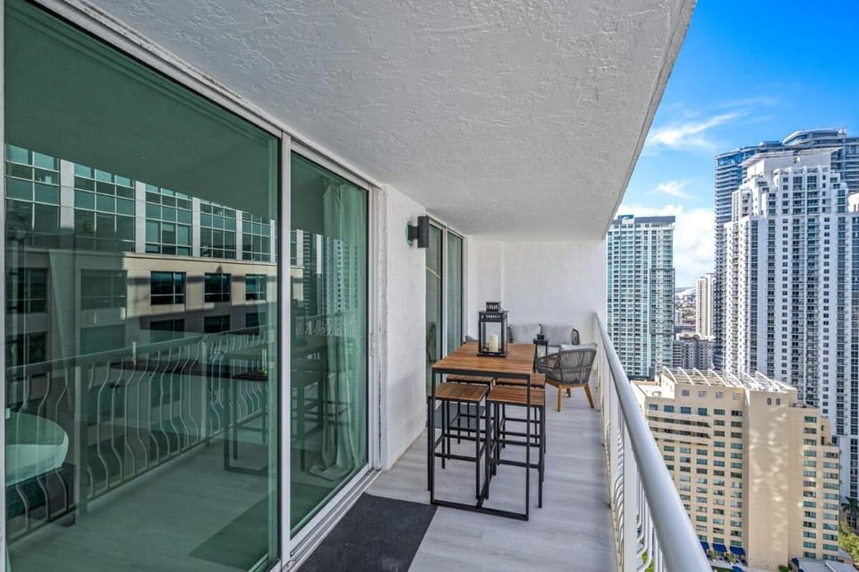 High Rise Unit in the heart of Brickell Apartment in Brickell