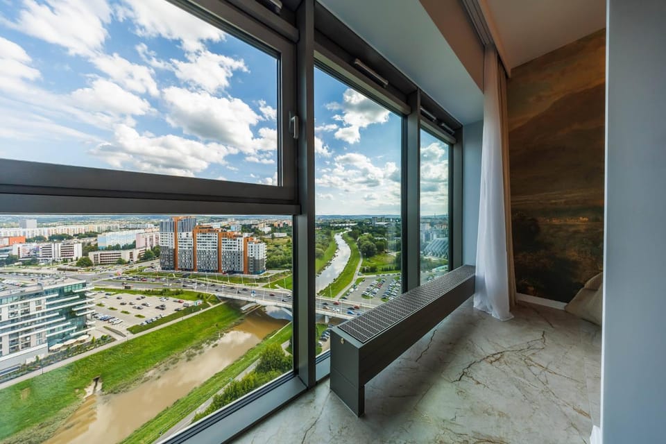 Property building, Day, Natural landscape, View (from property/room), Evening entertainment, City view