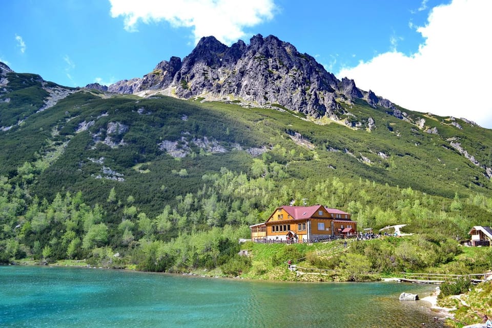 Nearby landmark, Spring, Day, Neighbourhood, Natural landscape, Activities, Summer, Ski School, Skiing, Other, Hiking, Hiking, Cycling, Autumn, Area and facilities, Sports, Entertainment, Seasons, Time of day, Location, Sunrise