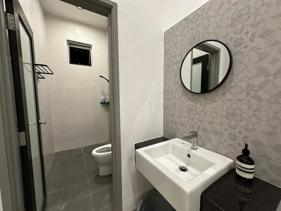 NEW! Modern comforts in a Semi-D Muar House in Johor