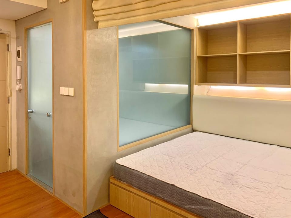 Bed, Bathroom, Photo of the whole room, Bedroom