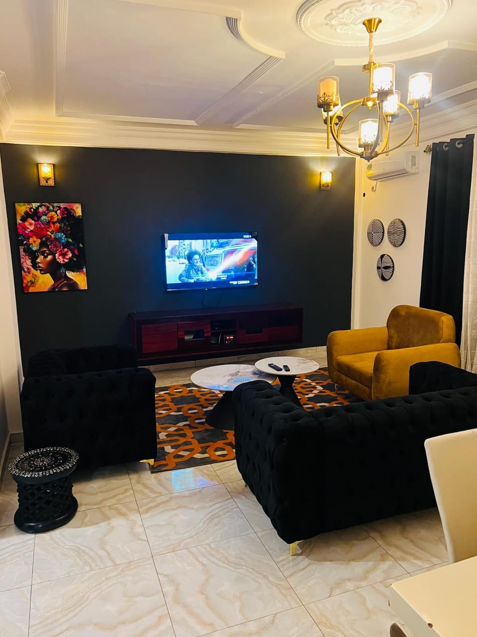 Communal lounge/ TV room, TV and multimedia, Living room, Seating area, Evening entertainment, fireplace