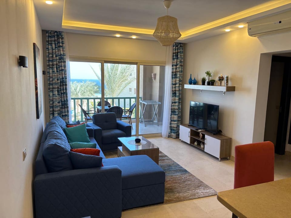 Azzurra Sea&pool View 2Bedrooms Apartment in Hurghada