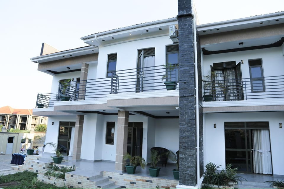 JH Luxury Suites Apartment in Uganda